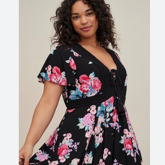 Torrid Mini Gauze Lace-Up Skater  Floral Print Dress Black size 3 3X - Picture 3 of 9